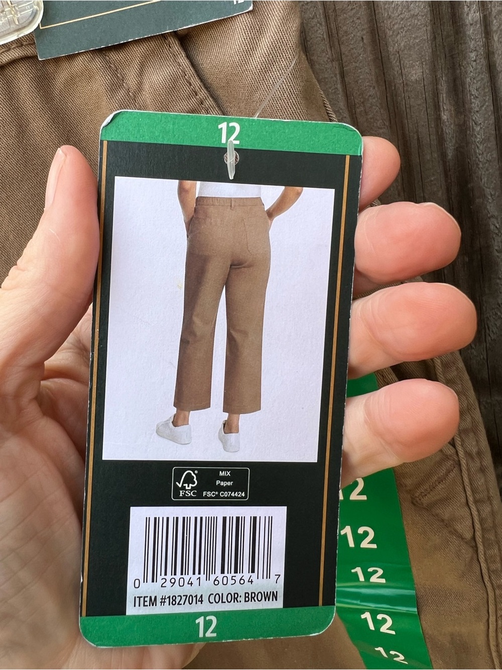 👗G.H. Bass & Co. Women’s ankle Chinos in Tan - Picture 8 of 9